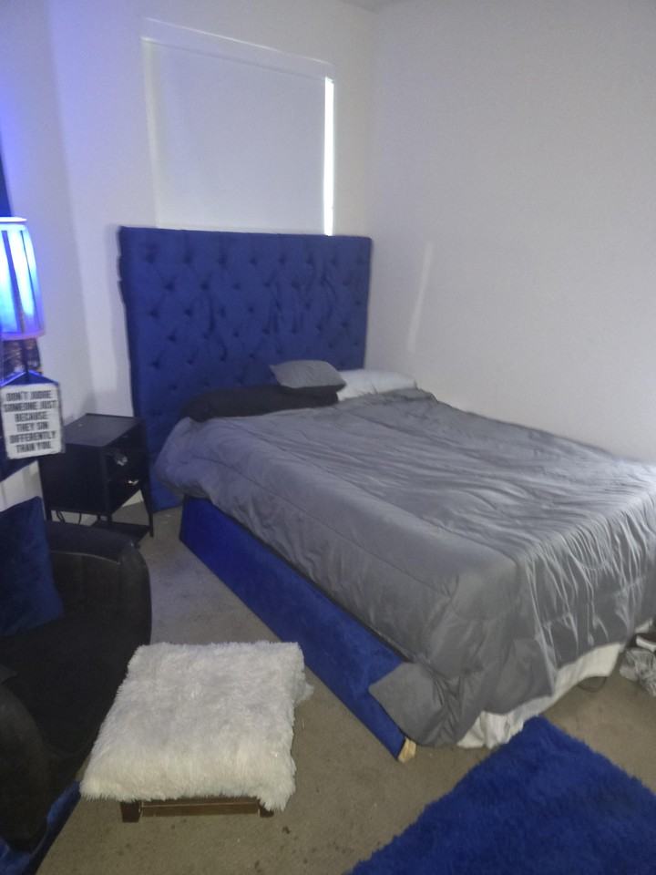 Fremont St - Photo 7 of 7