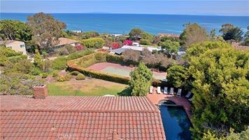 featured image of 7161 Grasswood Ave #1