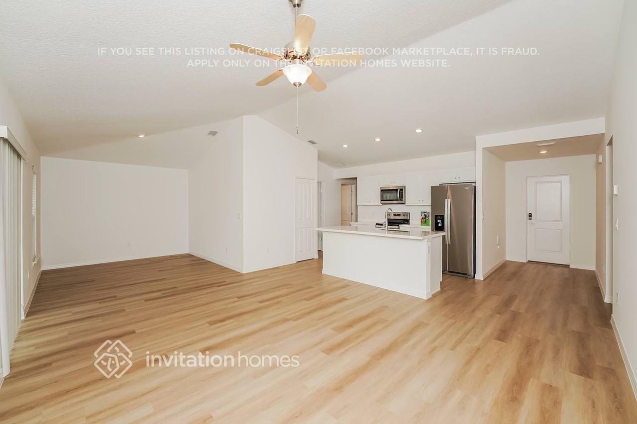 28 Sea Breeze Trl - Photo 6 of 16