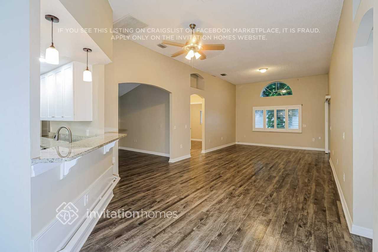 4906 Erin Ln - Photo 3 of 16