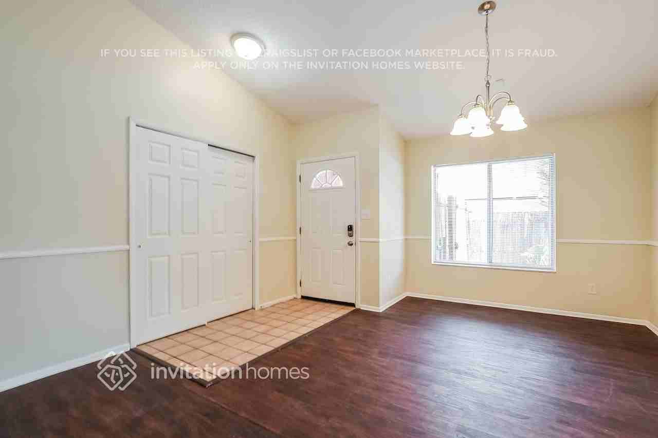 1380 San Diego Ct - Photo 6 of 17