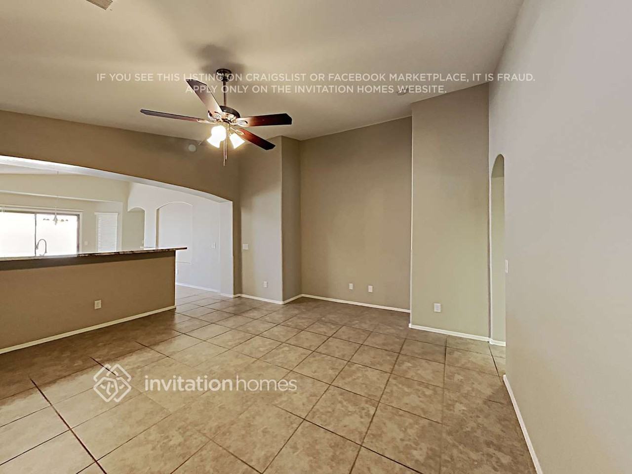 32634 N Cherry Creek Rd - Photo 5 of 19