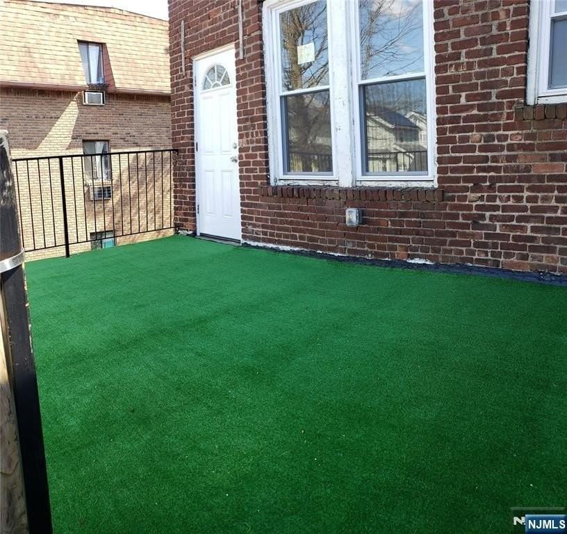 118 Fort Lee Rd - Photo 6 of 6