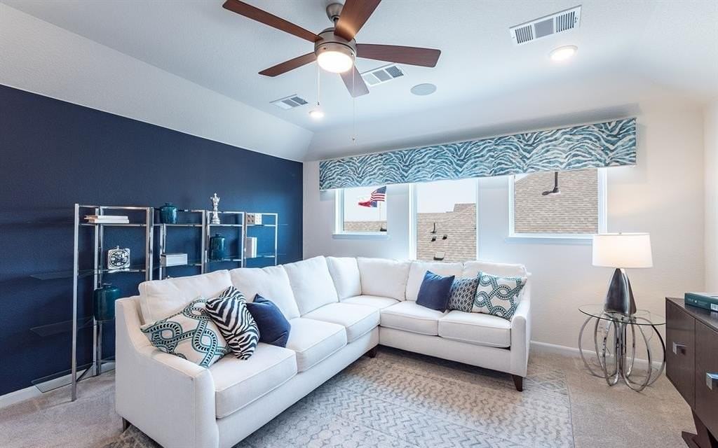 17204 Clover Drive - Photo 6 of 37