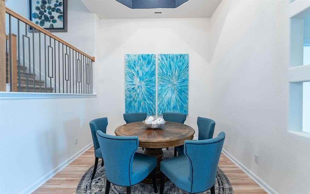 17204 Clover Drive - Photo 7 of 37