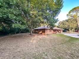 featured image of 6616 Crooked Ln