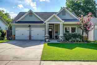 2733 Townsend Dr - Photo 1 of 1