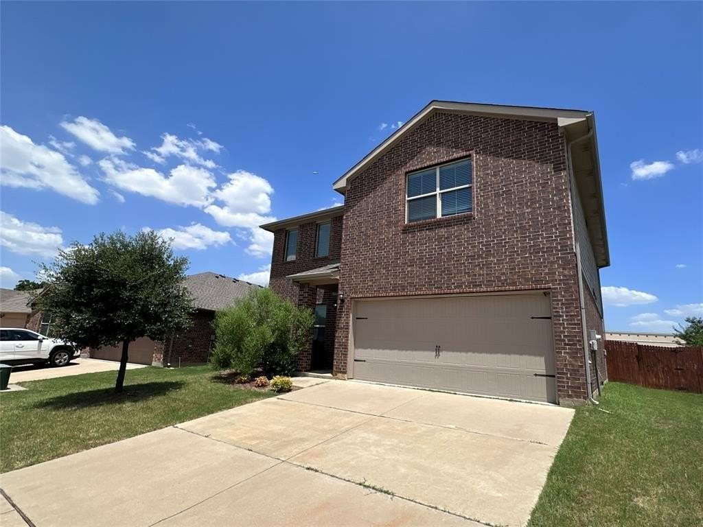 8209 Flythe Mill Rd - Photo 2 of 33