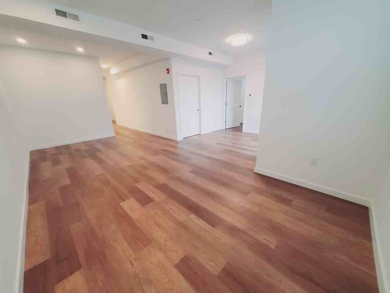 916 Hope St #203 - Photo 2 of 7