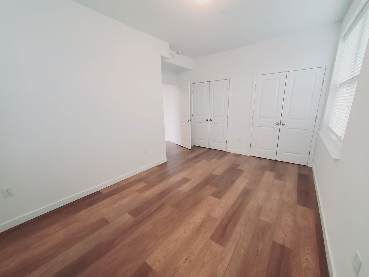 916 Hope St #203 - Photo 4 of 7