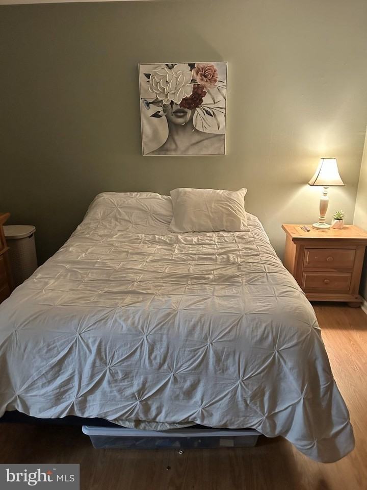 1040 Hillsboro Ct - Photo 6 of 16