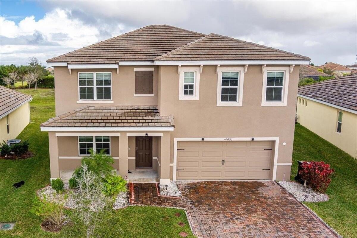 10493 Sw Toren Way - Photo 2 of 26