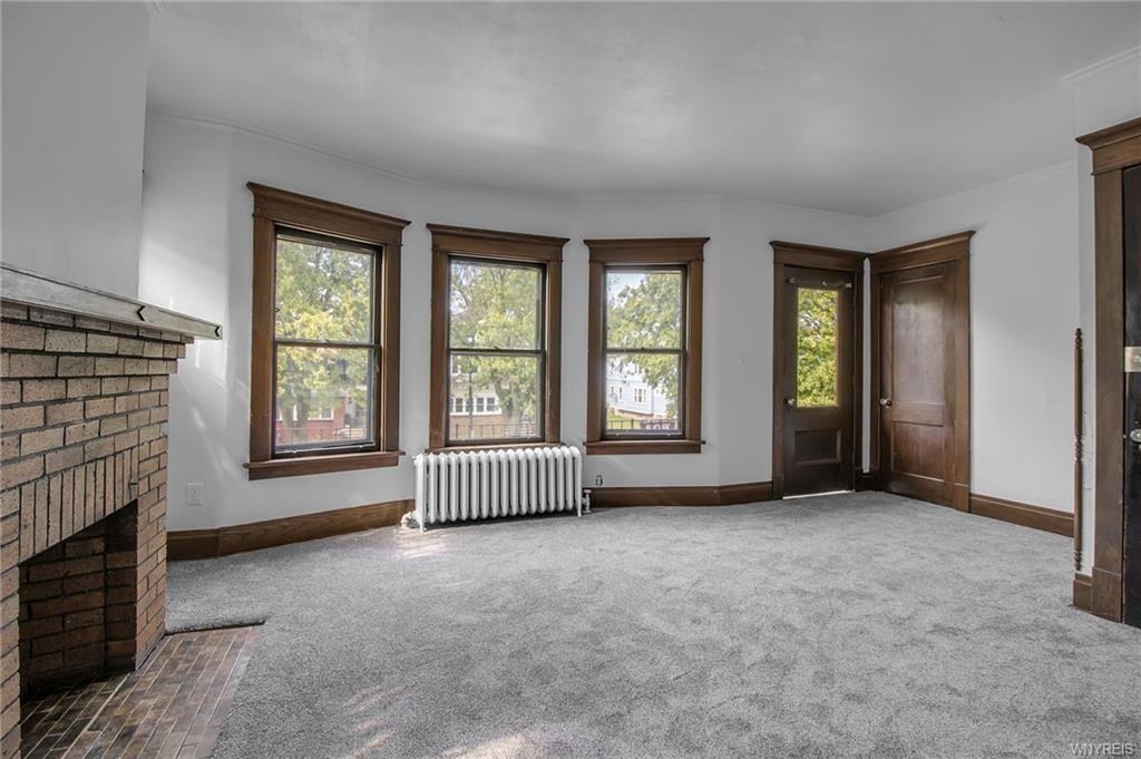 205 Lisbon Ave - Photo 7 of 28