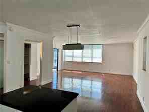 20562 Ne 30th Ave - Photo 6 of 8