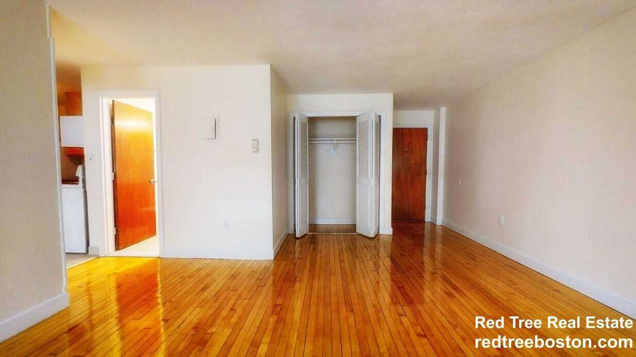 20 Armington St #14 - Photo 3 of 7