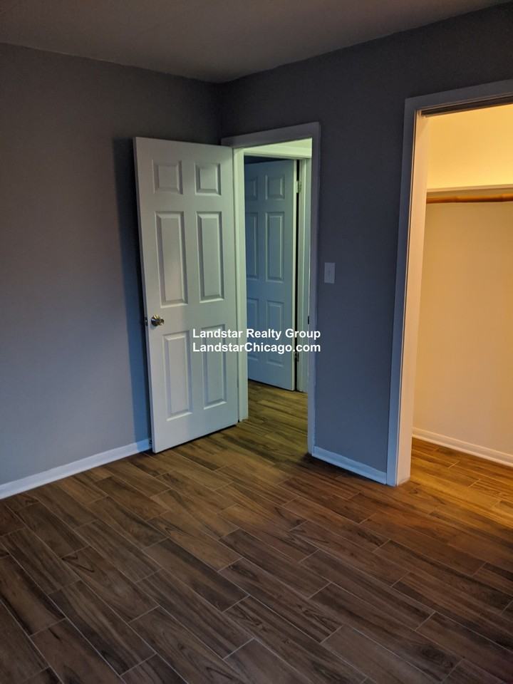 1316 Carol St #1A - Photo 6 of 14