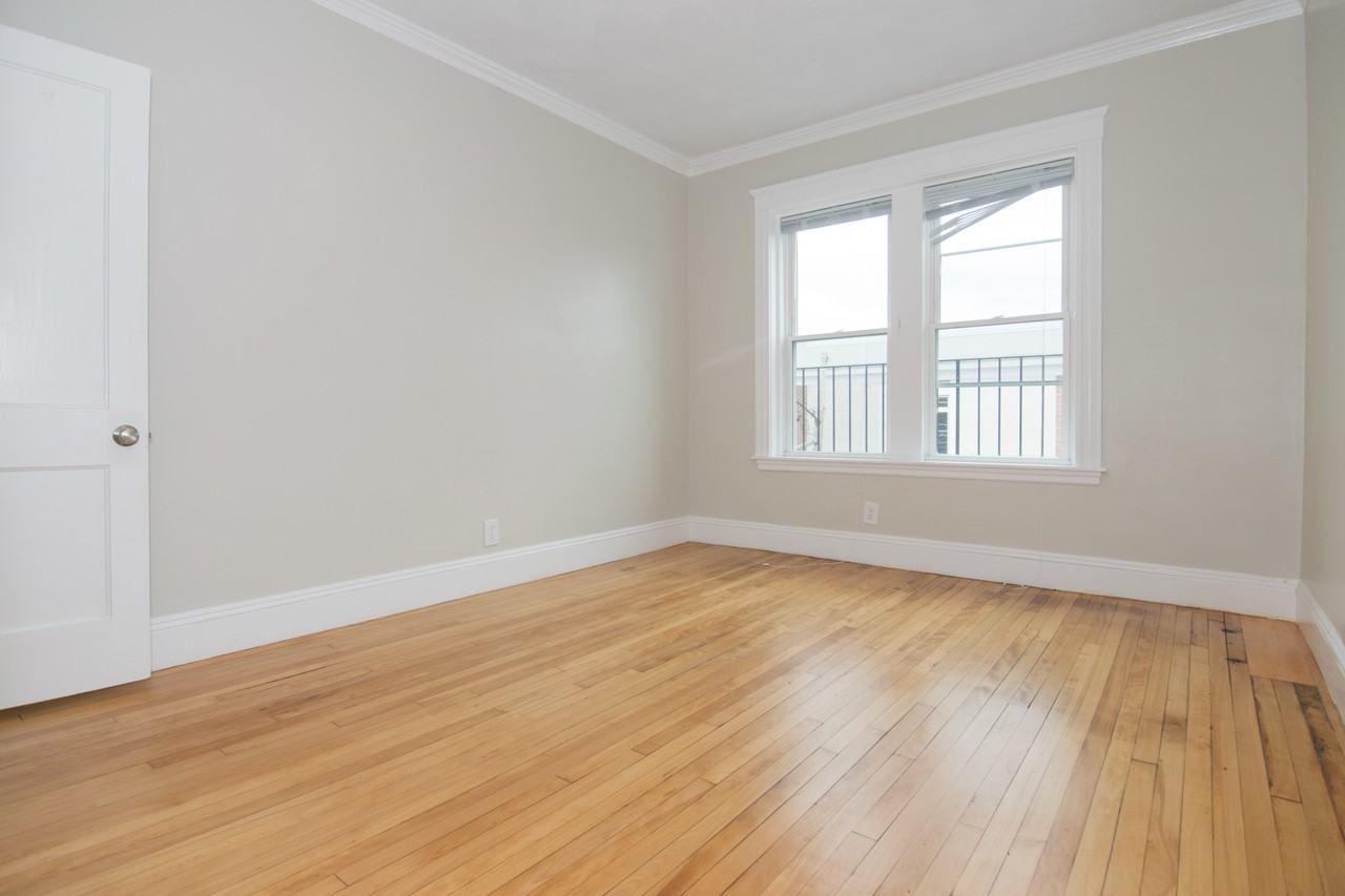 4 Gardner St #10 - Photo 5 of 23