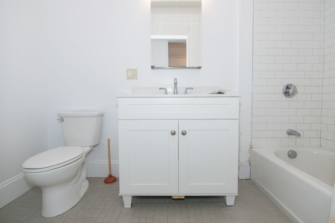 4 Gardner St #10 - Photo 6 of 23