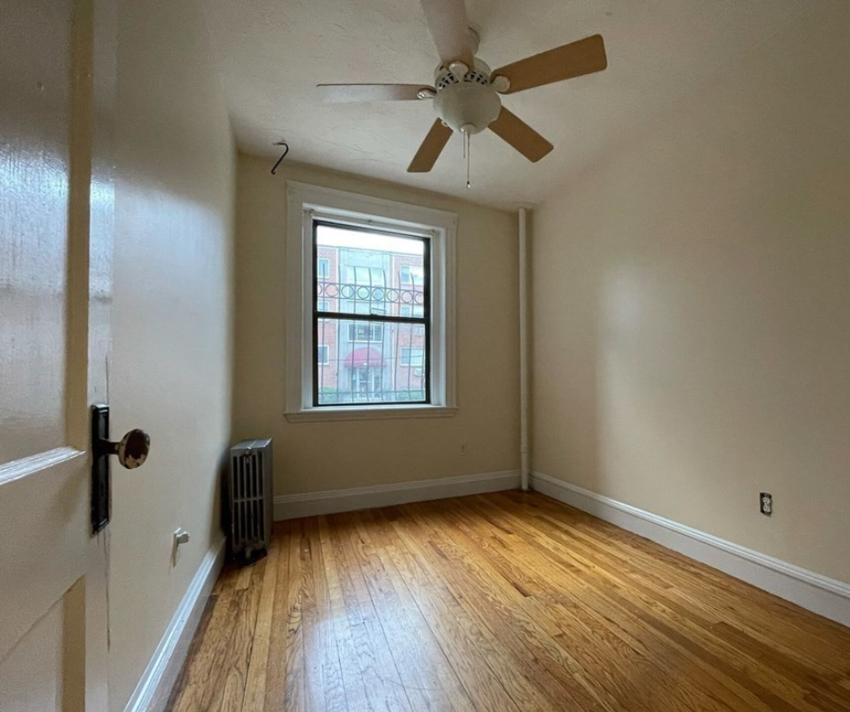 Kelton St #7 - Photo 4 of 8