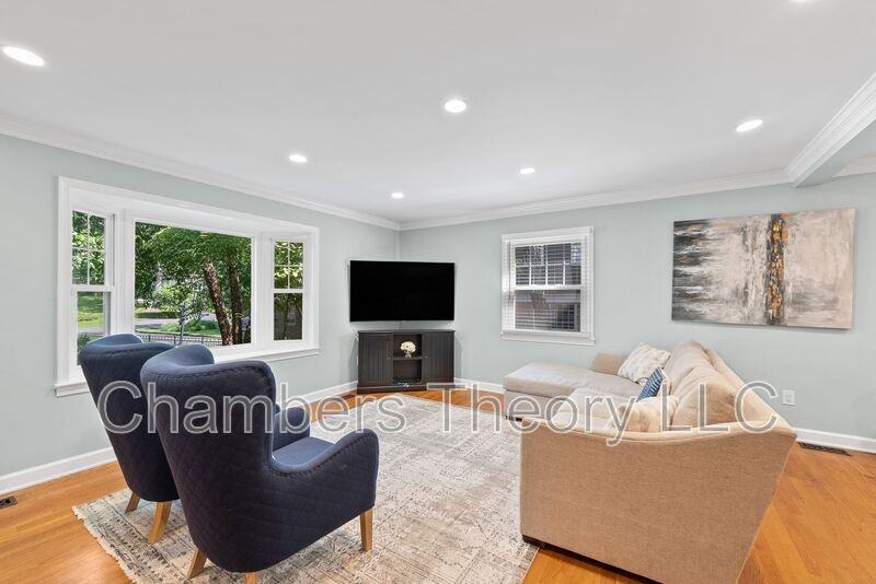 1937 Rhode Island Ave - Photo 6 of 50