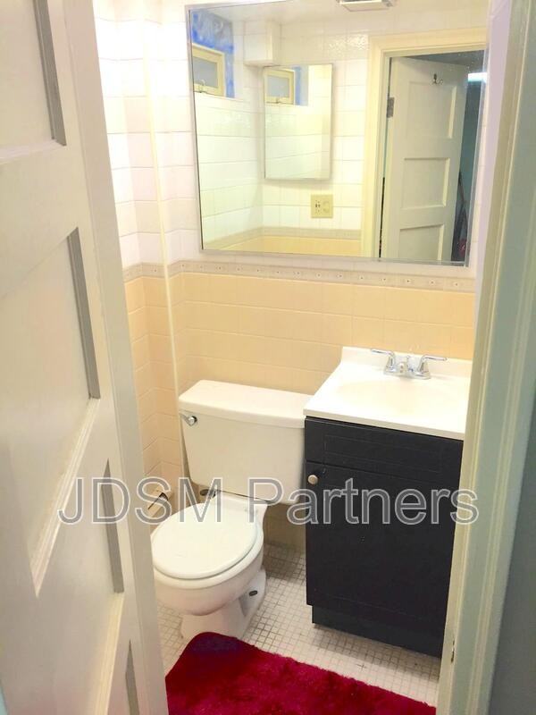 799 Cherry St #4 - Photo 2 of 18