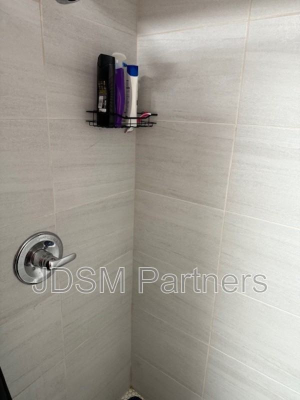 799 Cherry St #4 - Photo 7 of 18