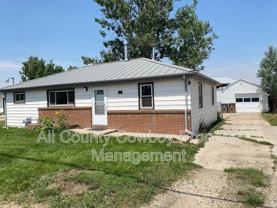 1975 Riverside Dr - Photo 1 of 1