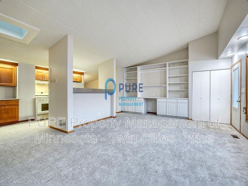 2421 S 9th St - Photo 2 of 20