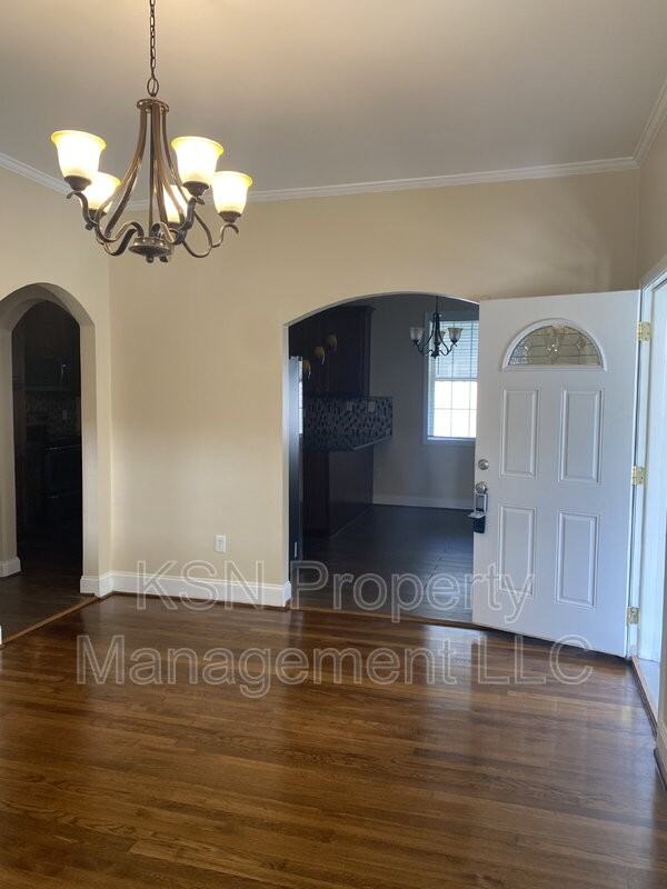 1509 Ott St - Photo 3 of 17