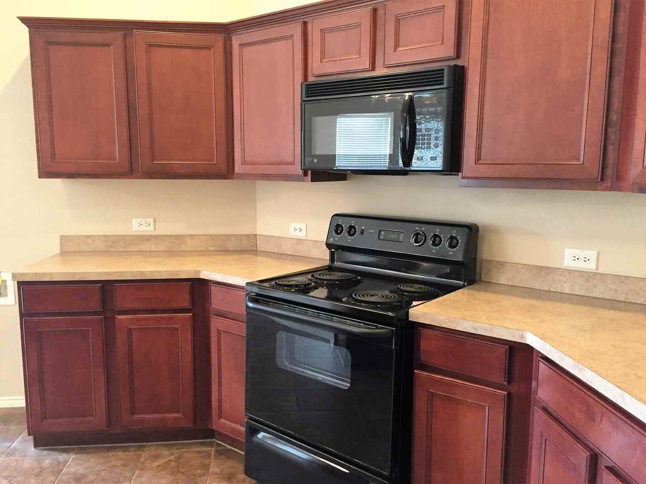 3820 Denridge Lane - Photo 3 of 10