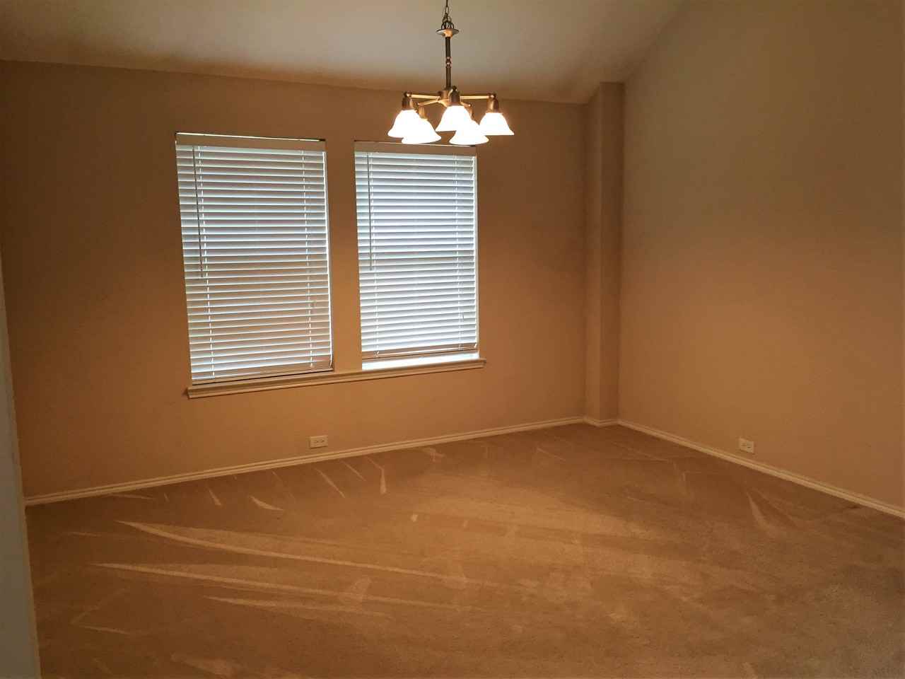 3820 Denridge Lane - Photo 6 of 10