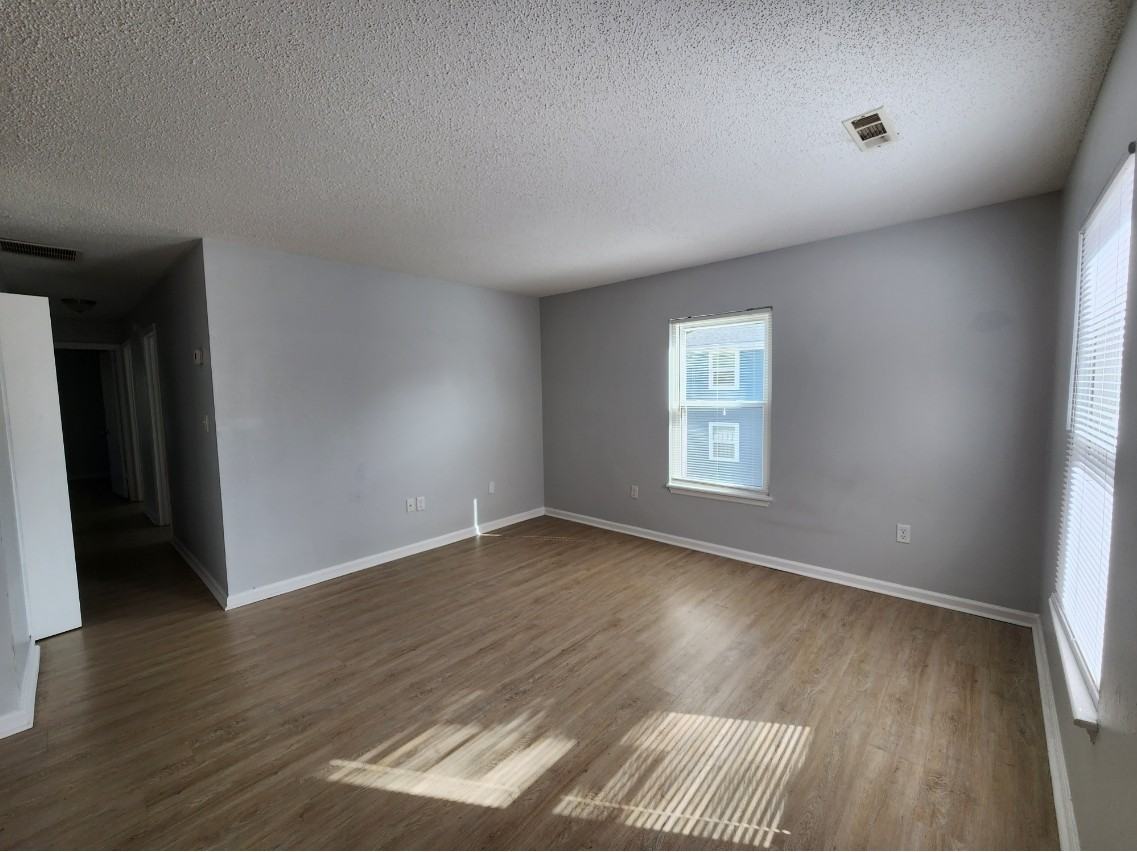 1251 Sumner Ave #B6 - Photo 4 of 4