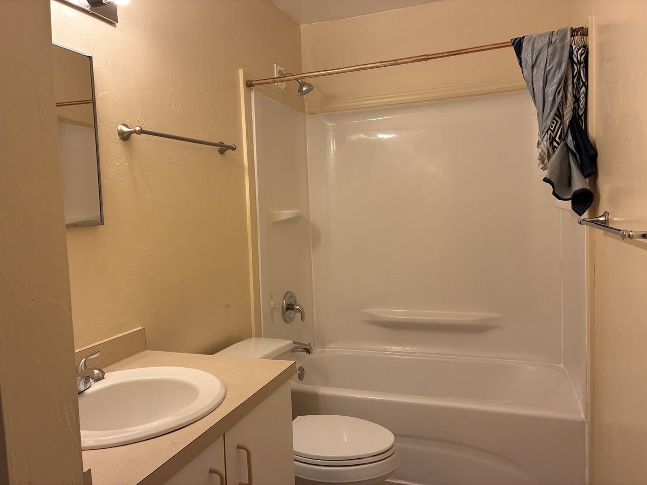 2624 Jean Marie Ct - Photo 3 of 7