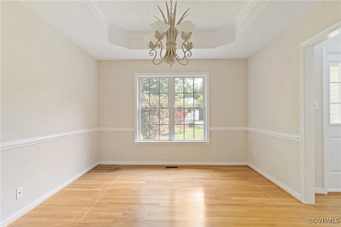 11830 Cedar Landing Ter - Photo 3 of 15