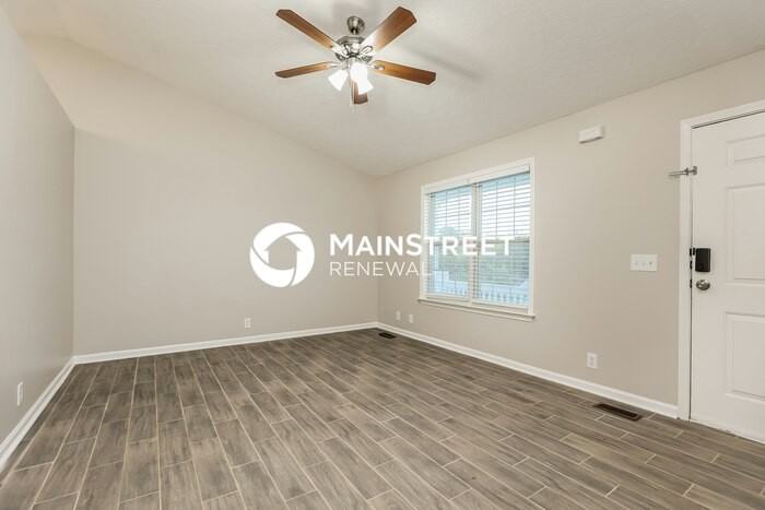 121 Antioch Woods Way - Photo 2 of 16