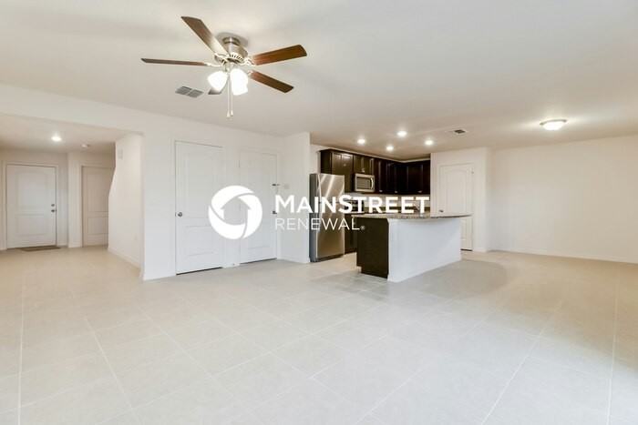 2443 Caspian Dr - Photo 2 of 17