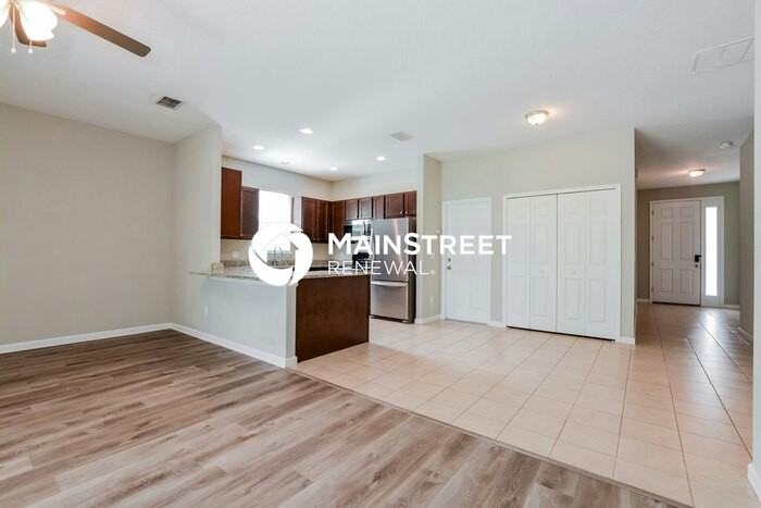 1499 West Pkwy - Photo 3 of 16