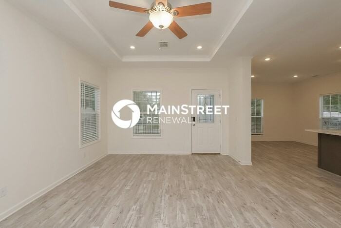 1812 12th Ave S - Photo 2 of 16