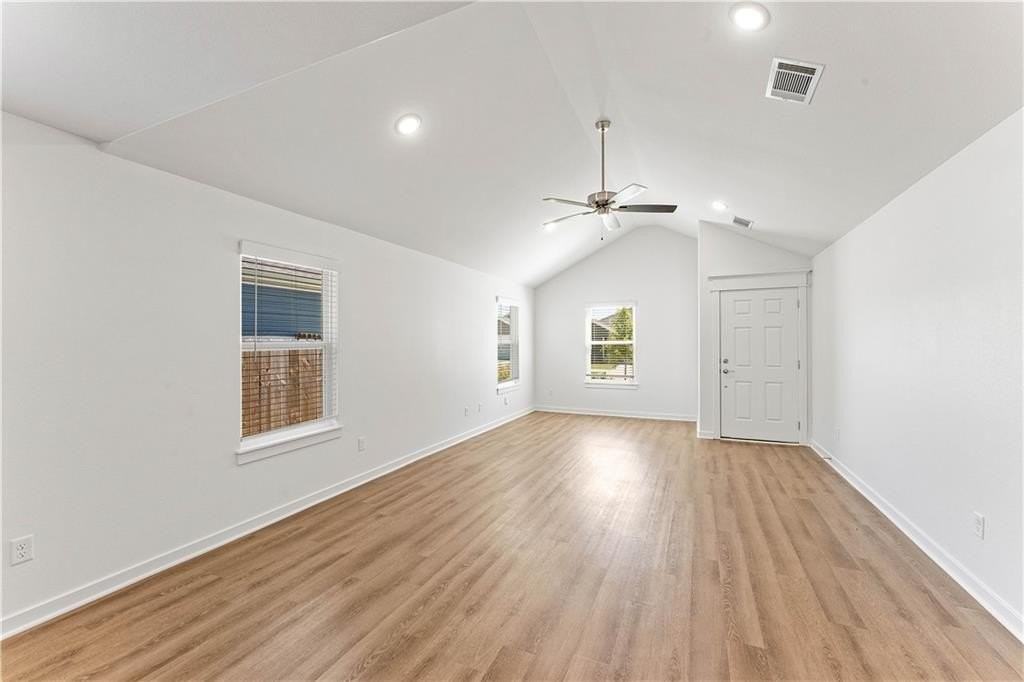 5895 W Holdcroft Dr - Photo 4 of 17