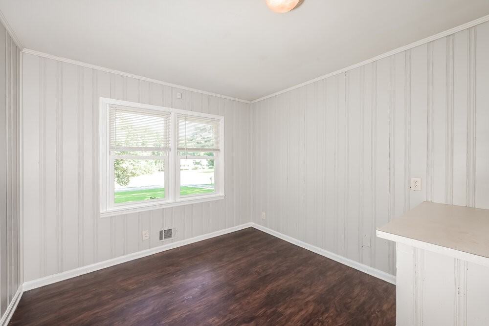 58 Rustic Rd - Photo 5 of 16