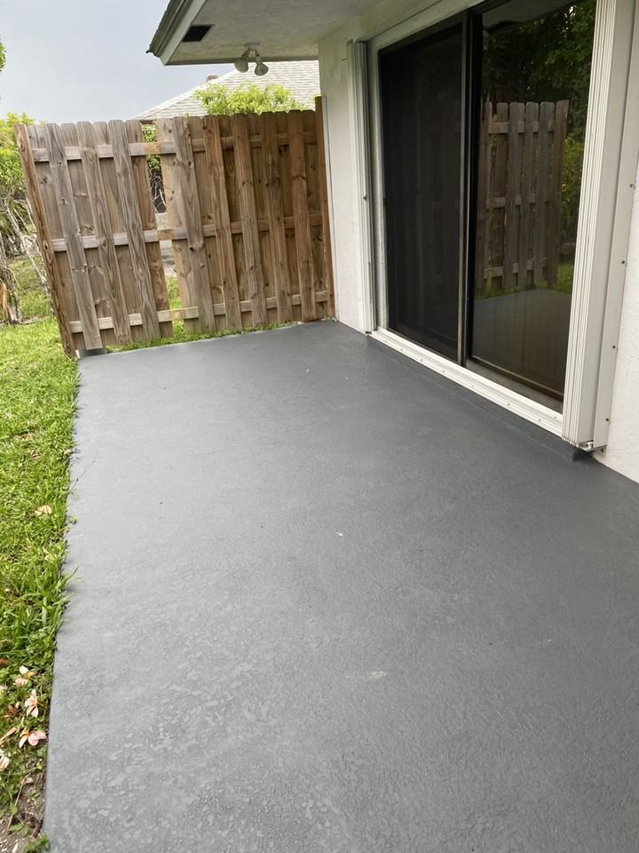 201 Castlewood Dr #A - Photo 3 of 14