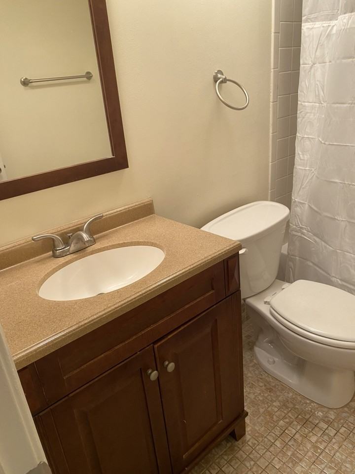 201 Castlewood Dr #A - Photo 7 of 14