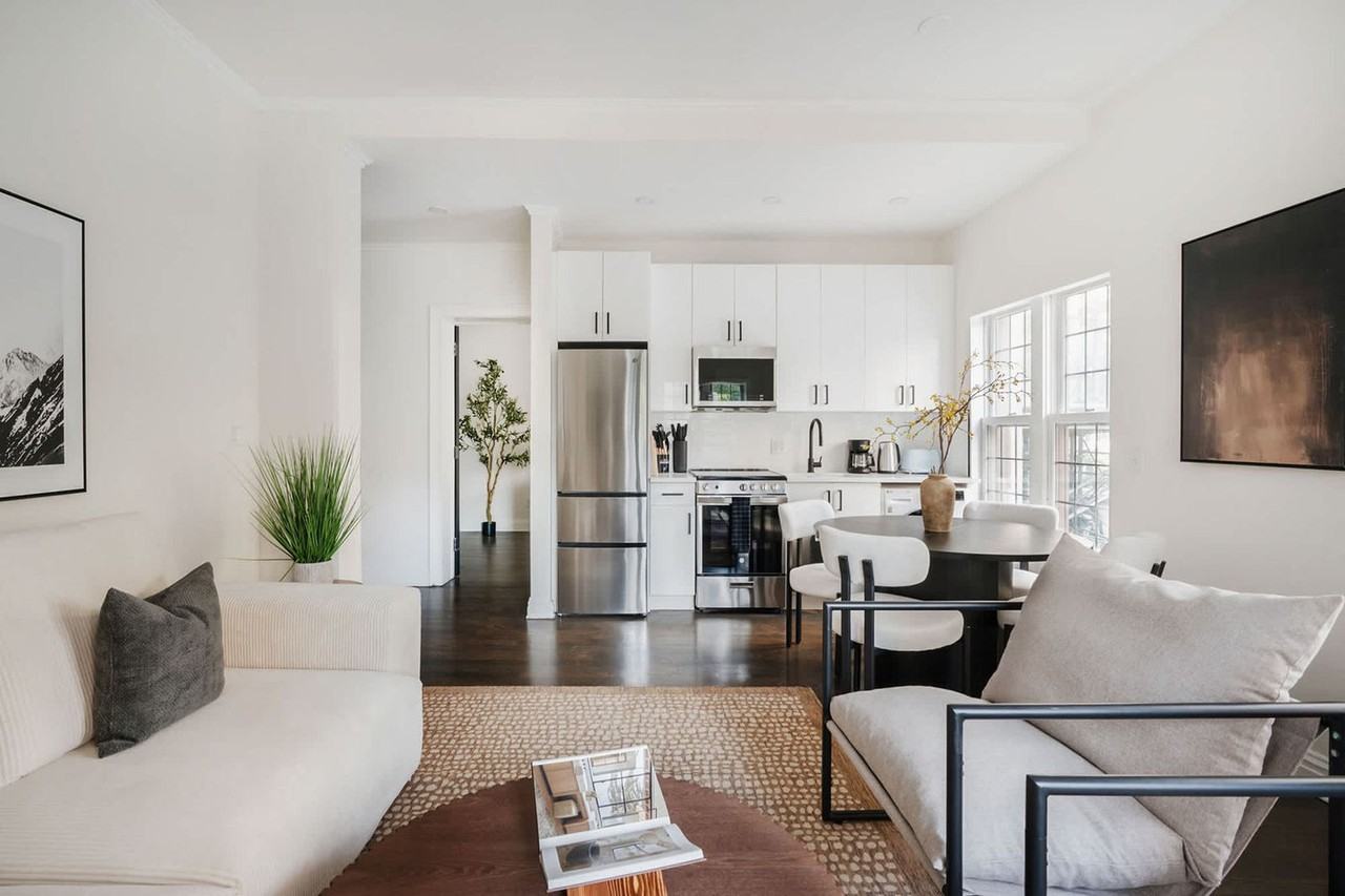 10 5th Avenue - Photo 4 of 48