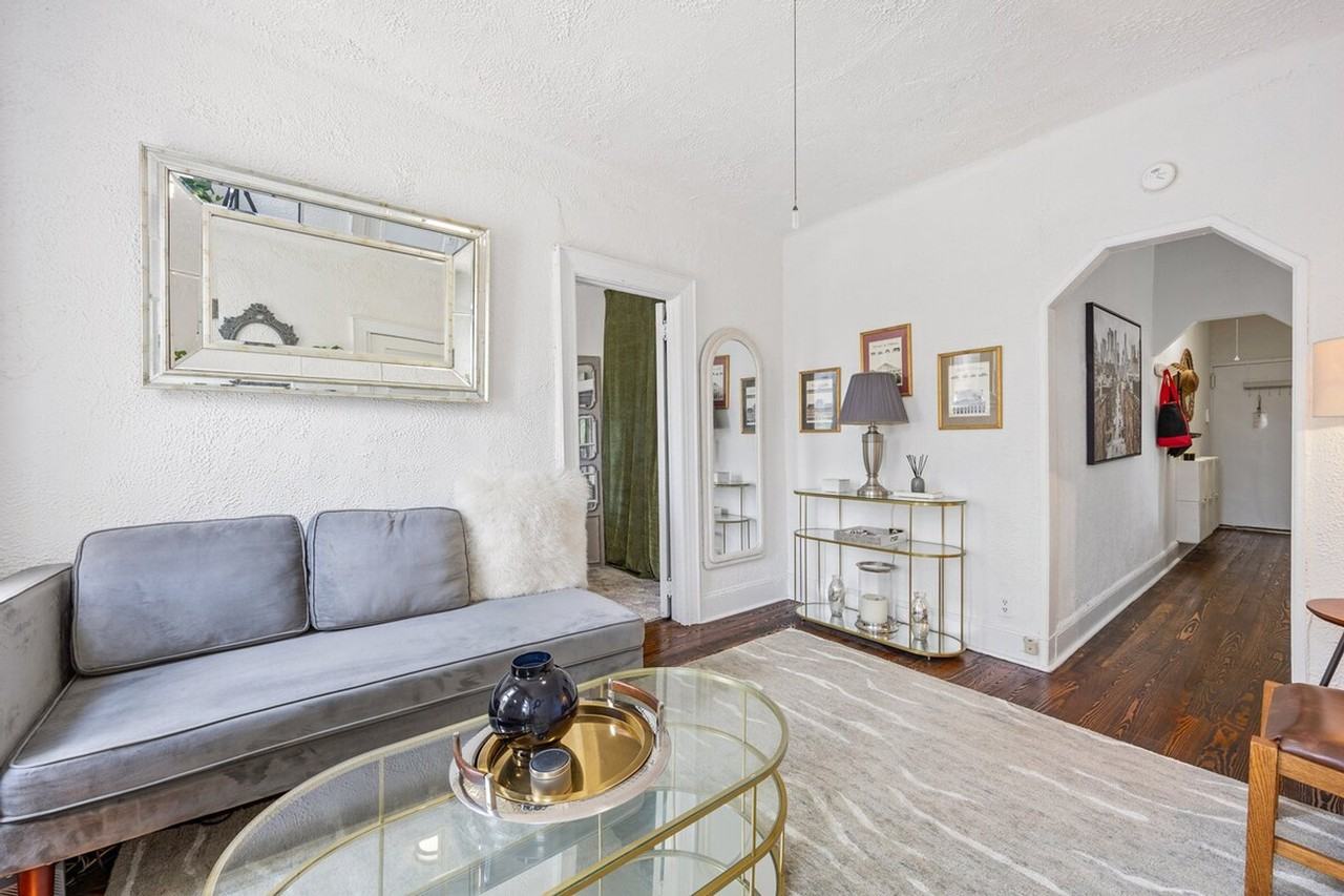 542 E 14th St #1261205P - Photo 7 of 24