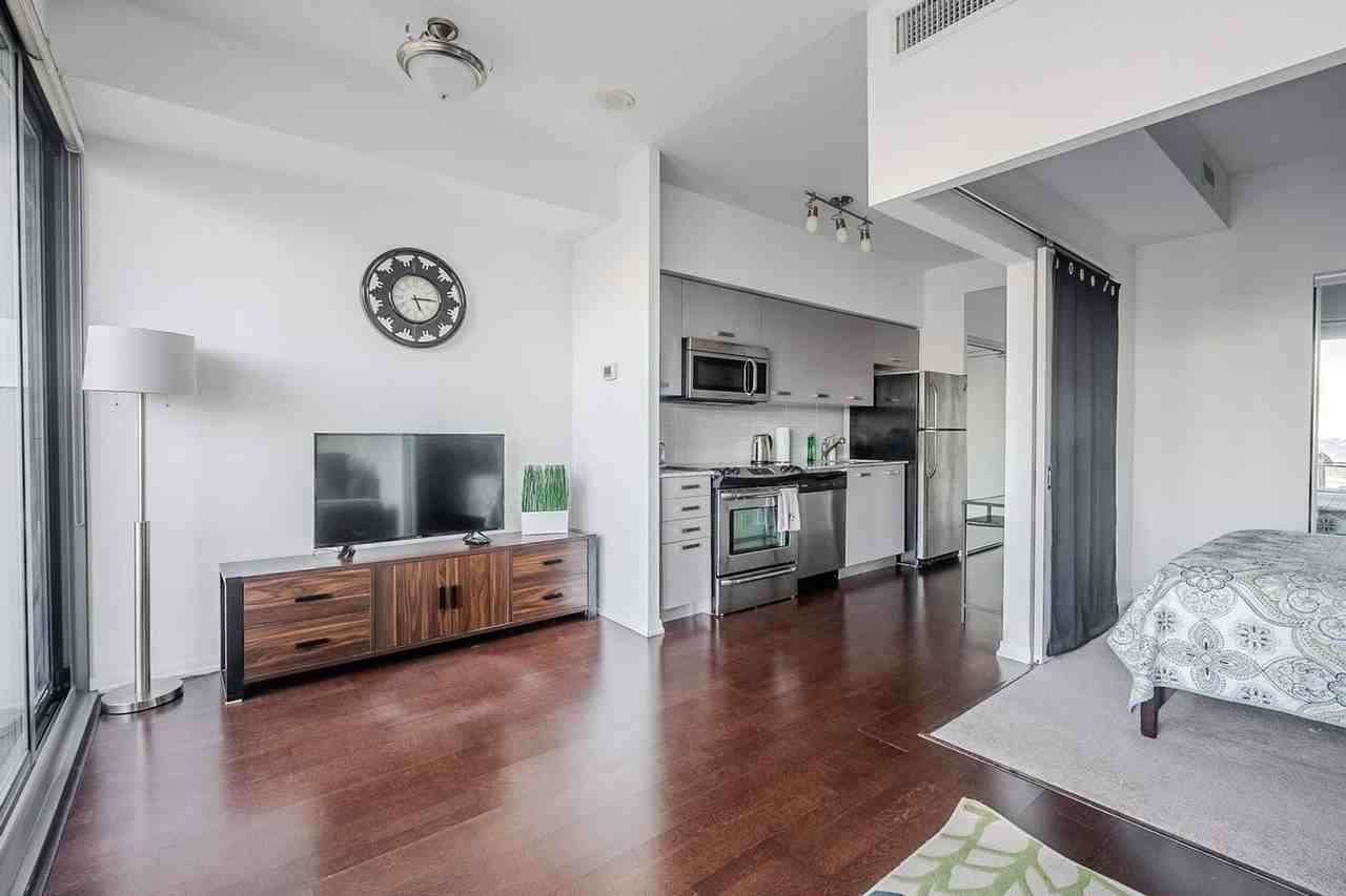 76 Grenville Street #1037025P - Photo 2 of 17