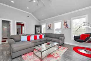 2615 Arbor St - Photo 1 of 1