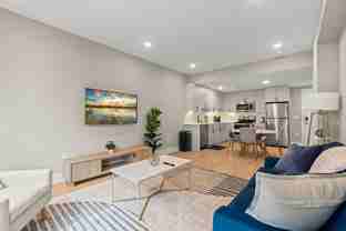 626 N Columbus Blvd - Photo 1 of 1