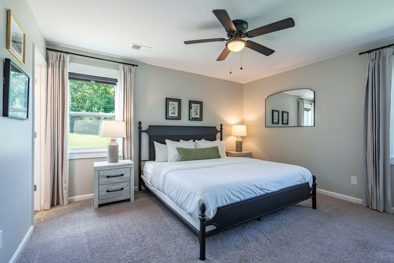 25 Jennifer Lane #1234805P - Photo 3 of 30