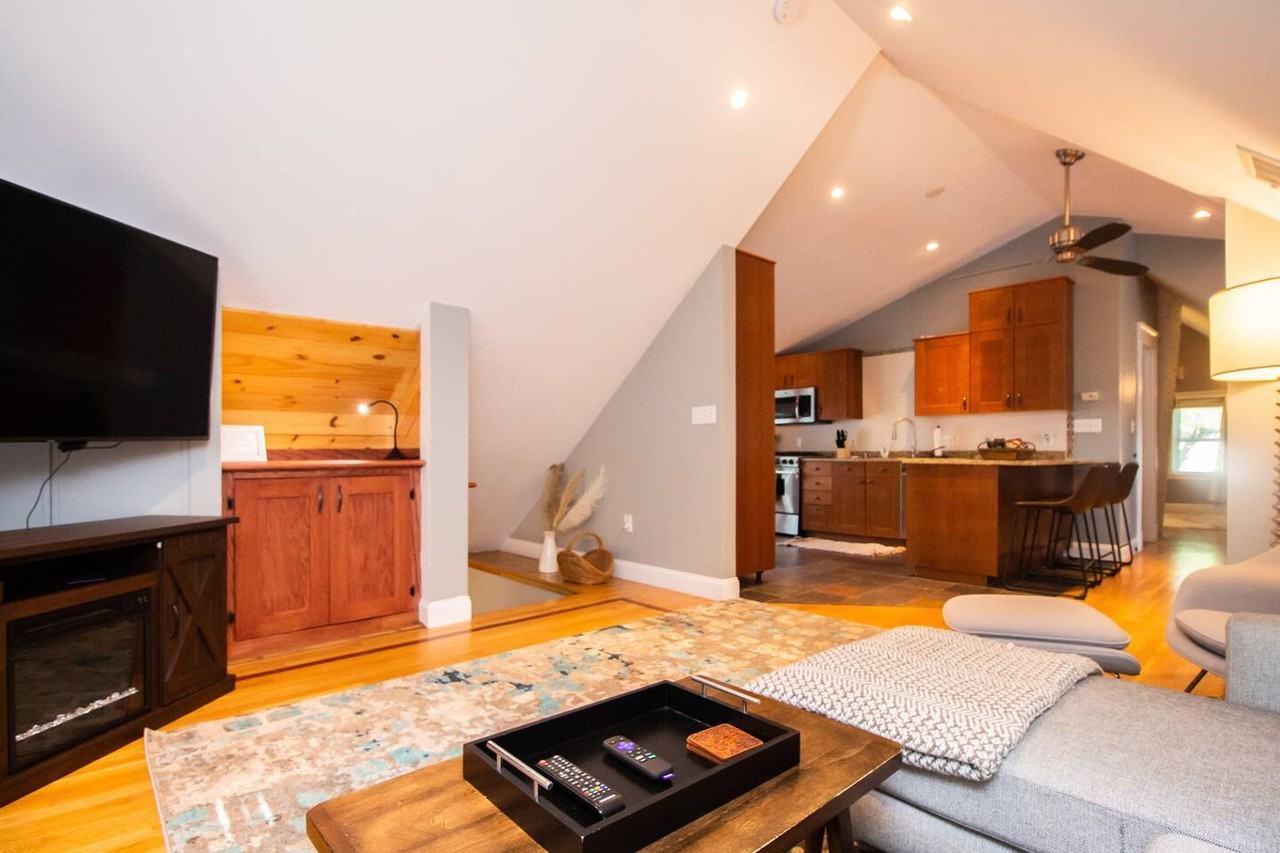 247 Savin Hill Ave #1238059P - Photo 4 of 22