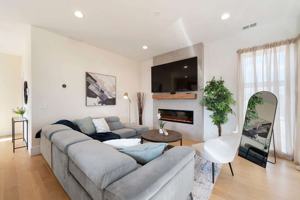 featured image of 2110 W Washington Blvd